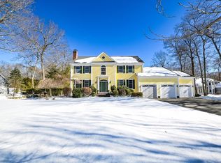 78 Emerald Dr, Dartmouth, MA 02747