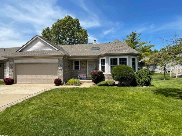 41173 Chancellor Ct, Clinton Township, MI 48038