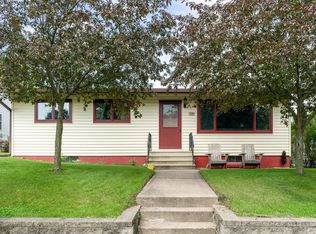 739 22nd St N, La Crosse, WI 54601
