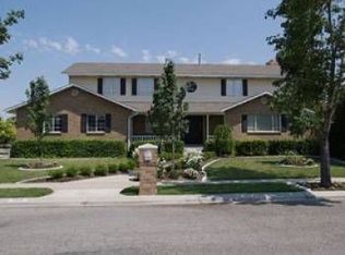 988 Hollycrest Dr, South Jordan, UT 84095