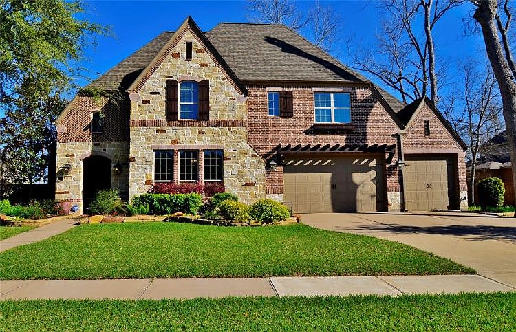 1st image of 21327 Aurora Park Dr