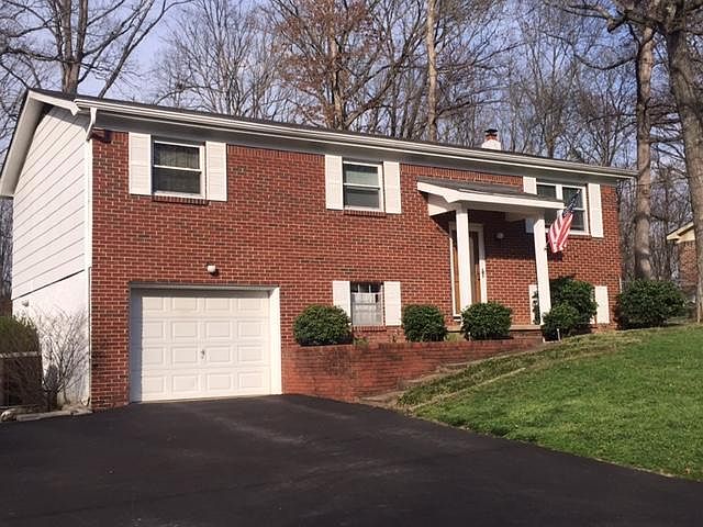1st image of 1361 Meadowood Dr