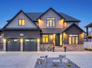 6275 Disputed Rd, Lasalle, ON N9H1X6