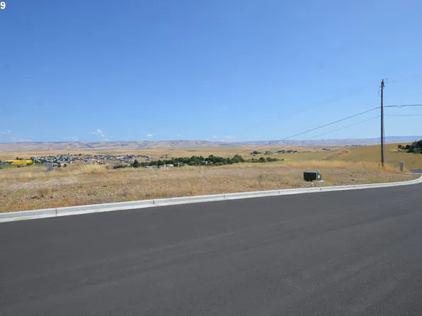 1210 SW 17th Pl, Pendleton, OR 97801