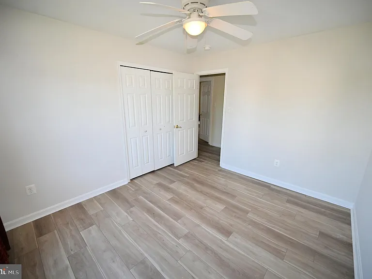 9172 Granite Ct — Photo 36