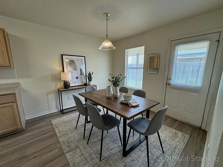 1606 Dugger Cir #B — Photo 19