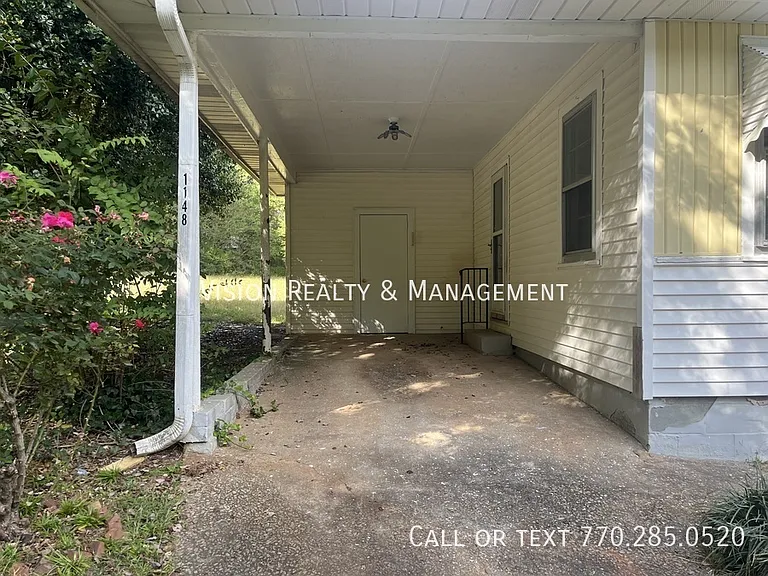 1148 Center St SW — Photo 43
