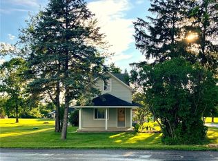 1517 W Garfield Rd, Columbiana, OH 44408