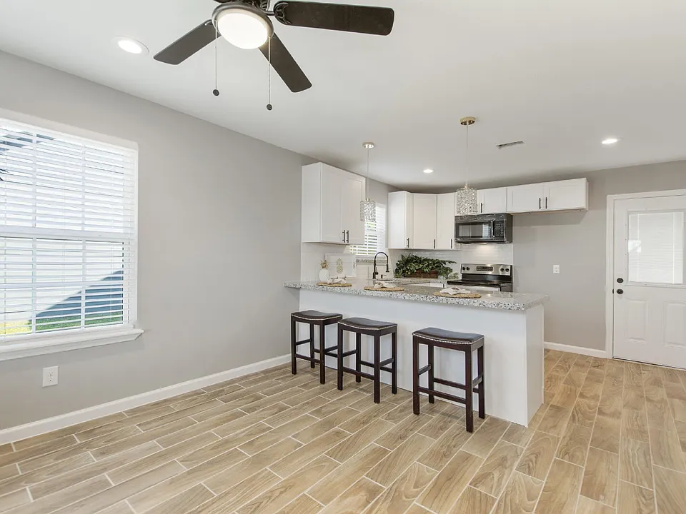 707 Hamon Dr