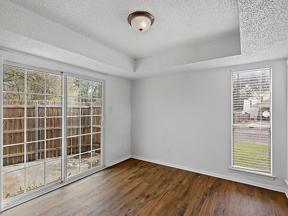 5th image of 2160 Fleur De Lis Ct
