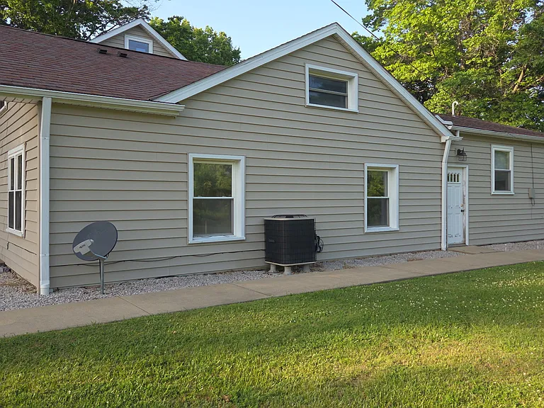 1638 Garfield Ave #1 — Photo 15