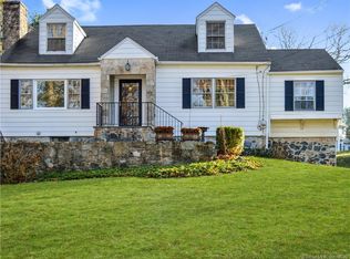 617 Webbs Hill Rd, Stamford, CT 06903