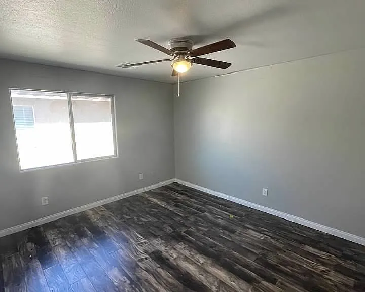 7349 Dolphine Crest Ave — Photo 55