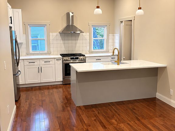 3rd image of 83 Bleloch Ave Floor 2