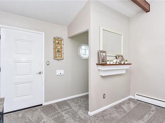 5th image of 5340 Devon Dr