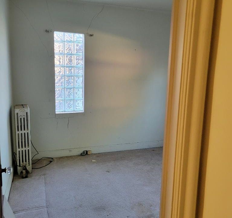 1st image of 4794 Helen St Unit 1