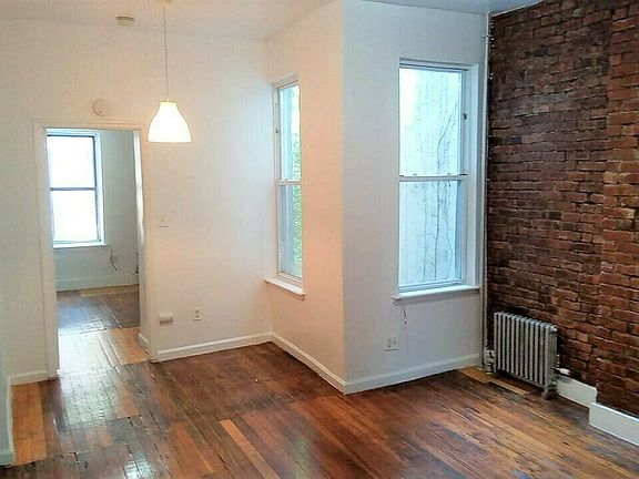 5th image of 629 Wilson Ave #B2