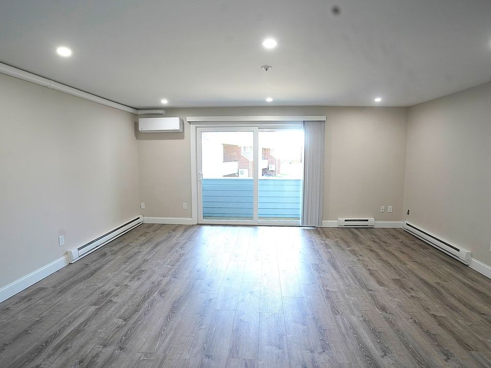 1st image of 1020 Southern Artery #62-4