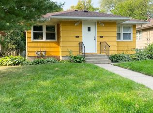 915 Weeks Ave SE, Minneapolis, MN 55414