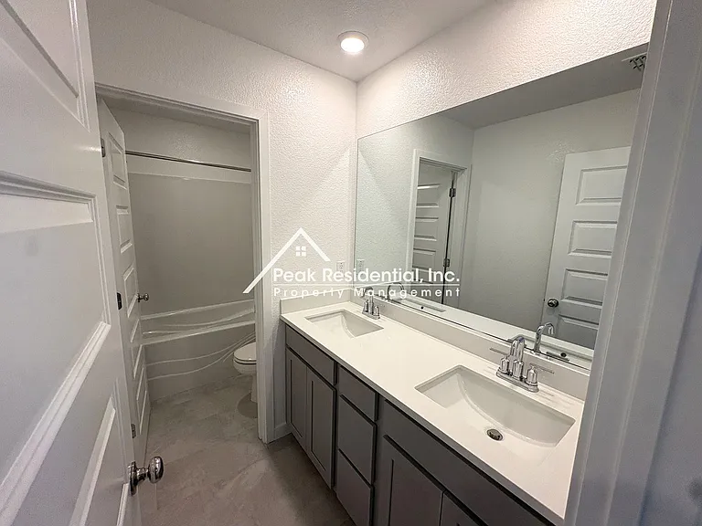 12640 Hereford Ave — Photo 21