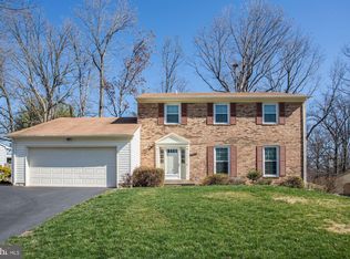 7914 Viola St, Springfield, VA 22152