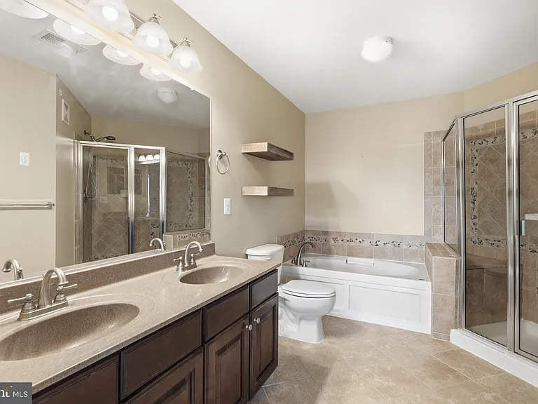 4424 Eastwick Ct #B-402B — Photo 17