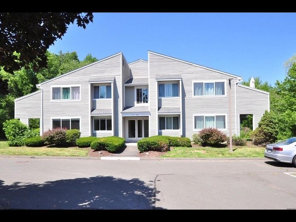 1st image of 51 Hilltop Dr #51