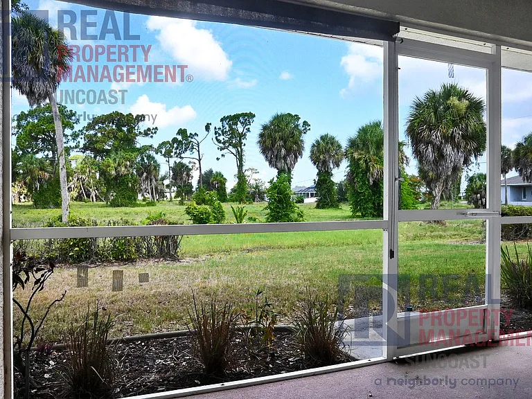 230 Rotonda Blvd W #A — Photo 32