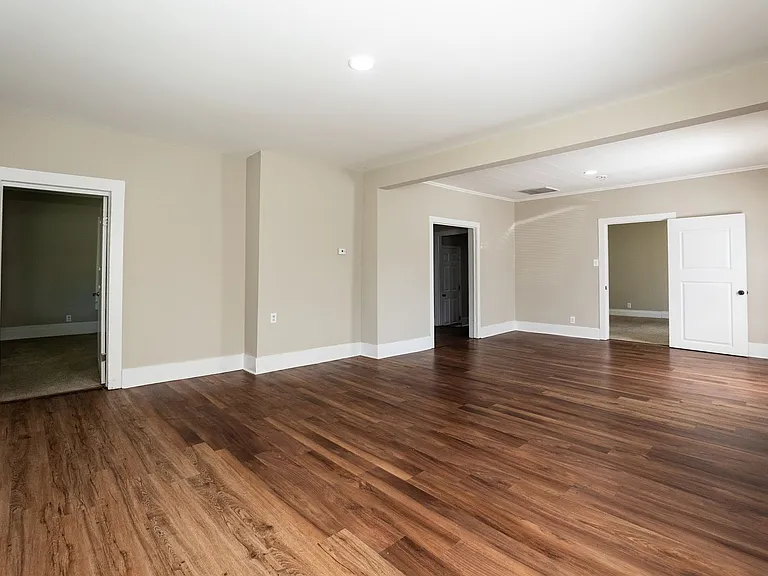 229 Lowry St — Photo 12
