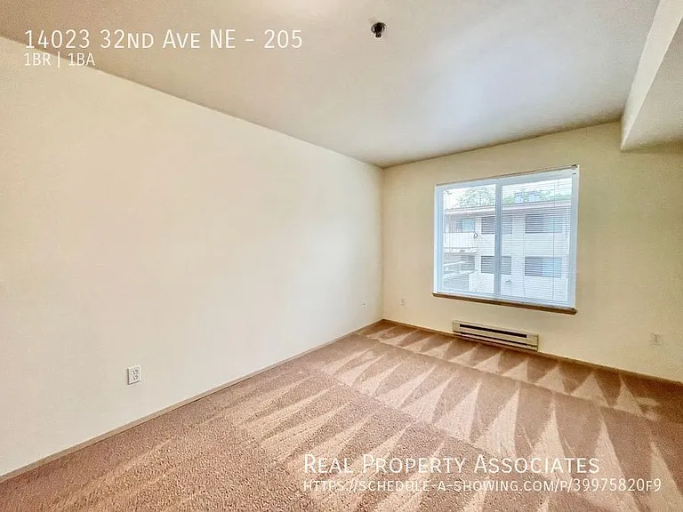 Parkway 1 — Photo 14