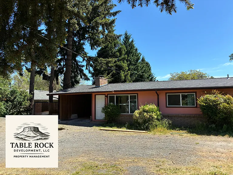 2417 Happy Valley Dr — Photo 1
