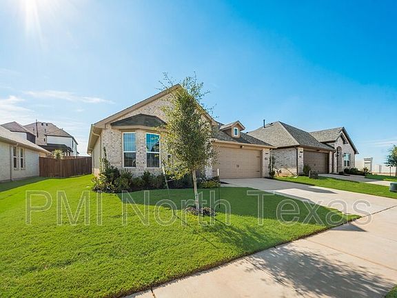4th image of 605 Portina Dr