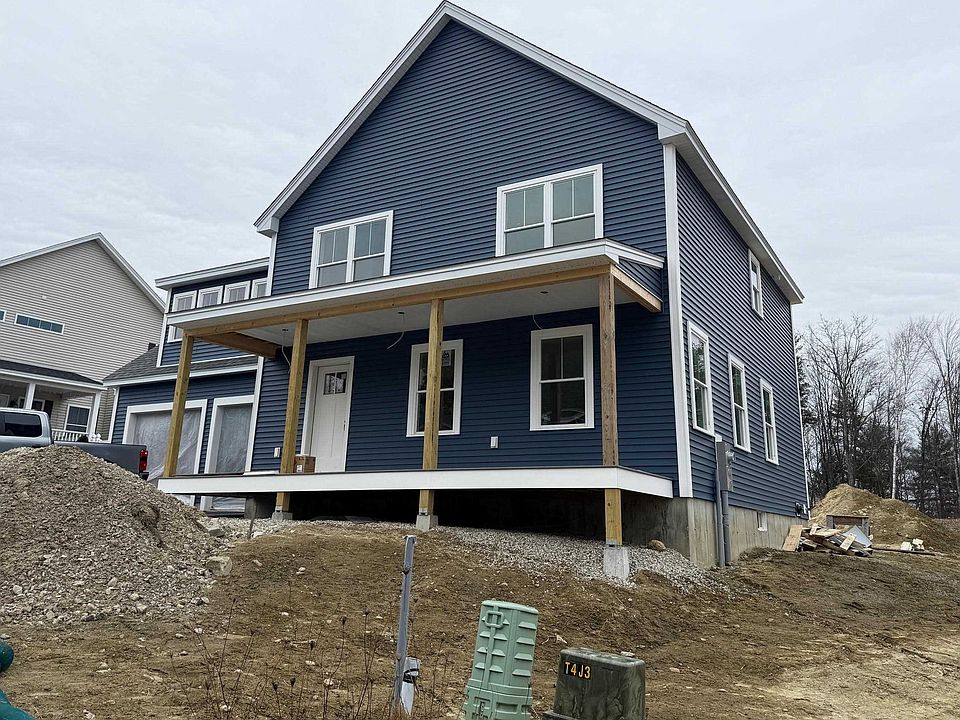 1st image of 35 Eisenhower Drive