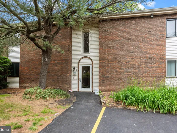 22 Hatters Ct #22, Hatboro, PA 19040