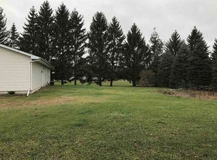 E5944 River St, Manawa, WI 54949