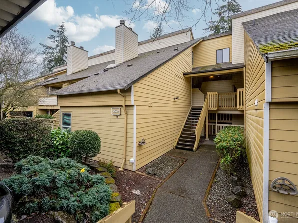 2522 S 317th Street #306, Federal Way, WA 98003
