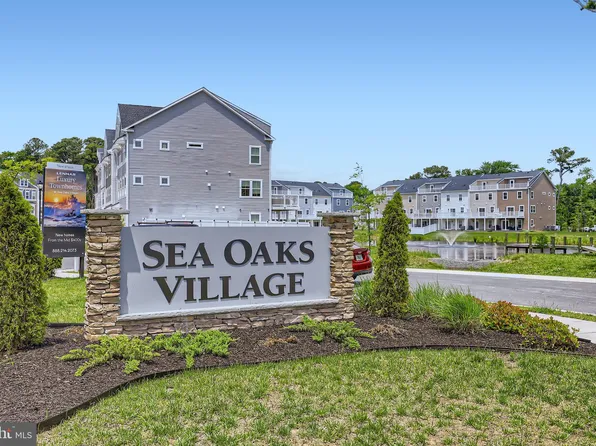 12414-4 Sea Oaks Ln, Berlin, MD 21811