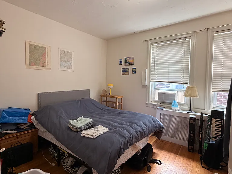 2104 Pine St #3R — Photo 4