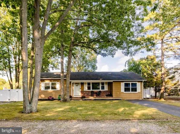 622 Alpine St, Forked River, NJ 08731