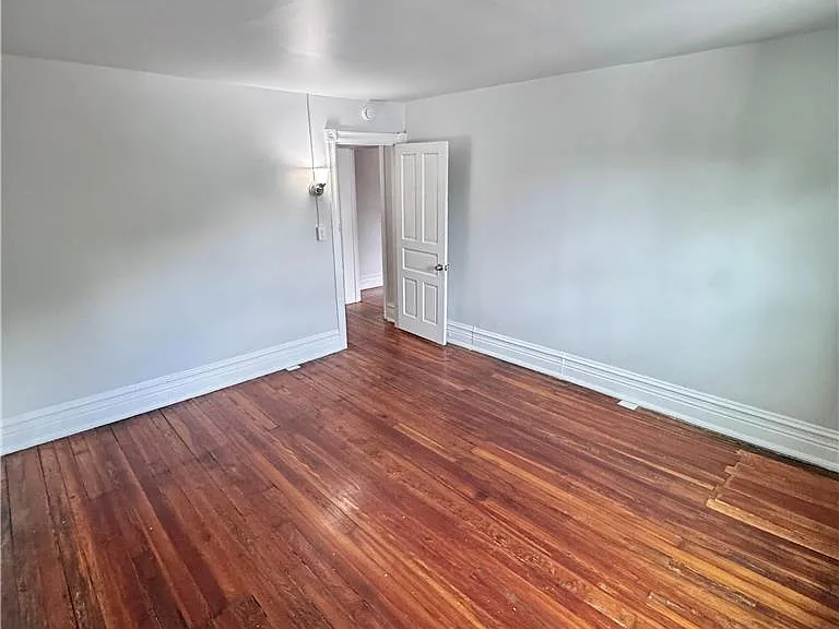 919 W Liberty St #3 — Photo 10