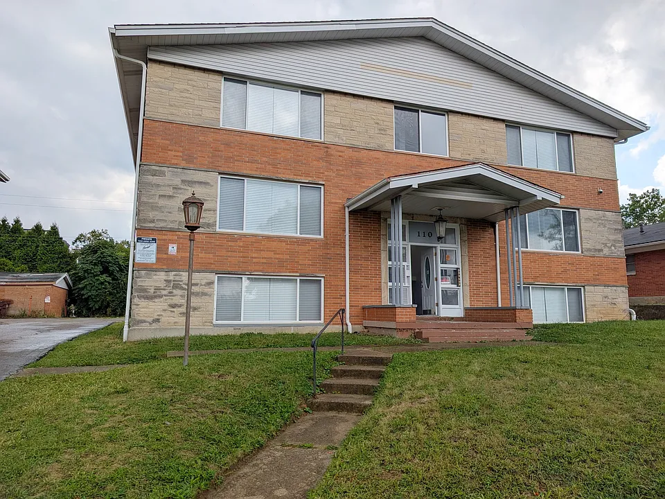 110 Cromwell Pl #3