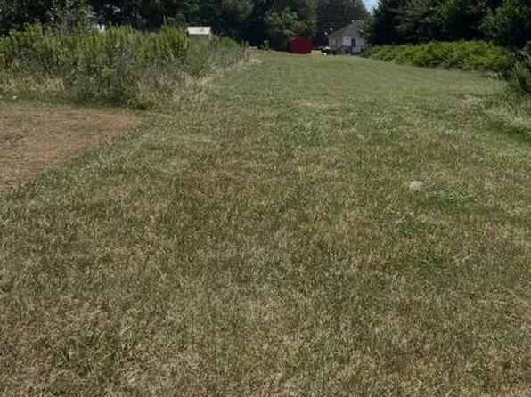Woodward St, Vienna, GA 31092