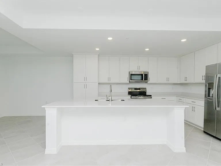 18451 Copperhead Ct N #522 — Photo 7