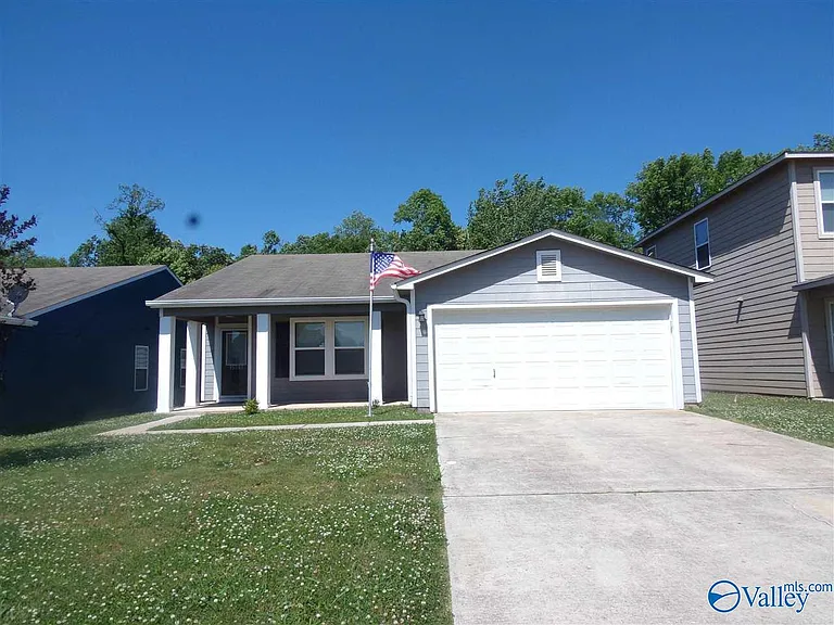 15347 Mill Valley Dr — Photo 1