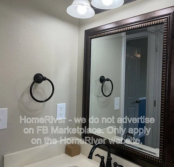 4021 NE 6th Ct — Photo 14