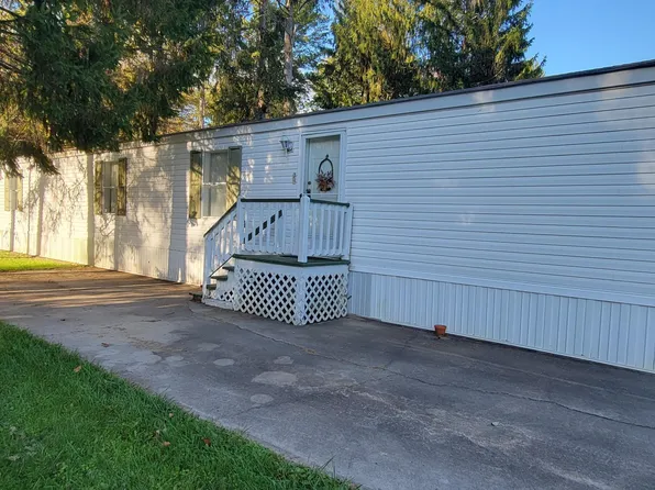 193 Oak Run Ln, Stroudsburg, PA 18360