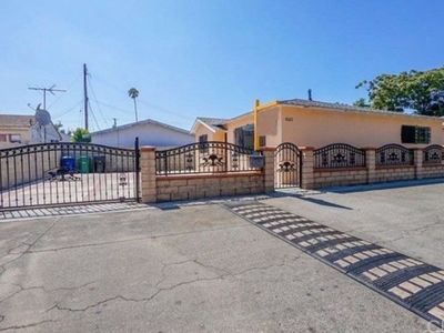 6523 River Dr, Bell, CA, 90201