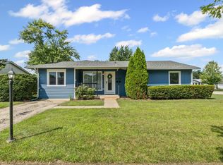 1124 Lovell Ct, Elk Grove Village, IL 60007