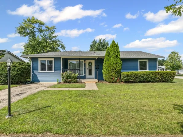 1124 Lovell Ct, Elk Grove Village, IL 60007