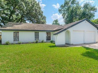 9243 Friendship Rd, Houston, TX 77080